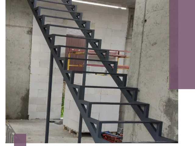 Демонтаж металлических лестниц в Тынде быстро и безопасно