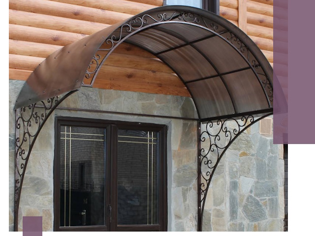 Арочные козырьки под ключ в Тынде: изготовление и монтаж
