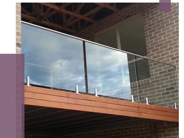 Стеклянные парапеты на крыше и террасе в Тынде от 11562 руб. | ПРОЛЁТ-Тнд