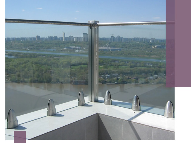 Стеклянные парапеты премиум класса в Тынде для домов и бизнесов