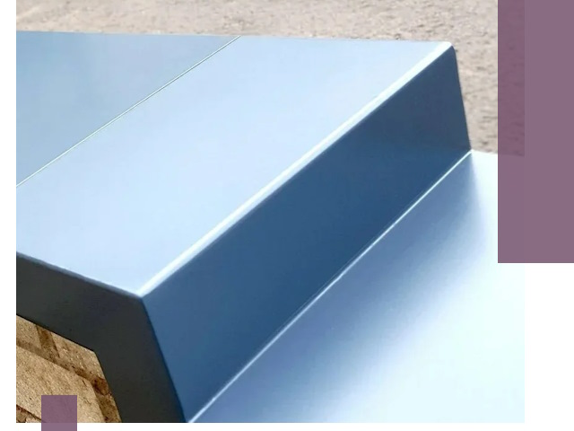 Крышки на парапет в Тынде: изготовление и монтаж под ключ